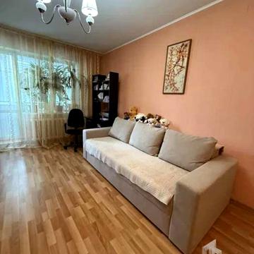 Озерна вул., 14