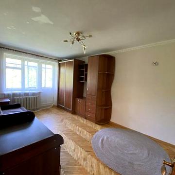Продаж 2 кім квартири ,вул Керченська парк,ближній центр