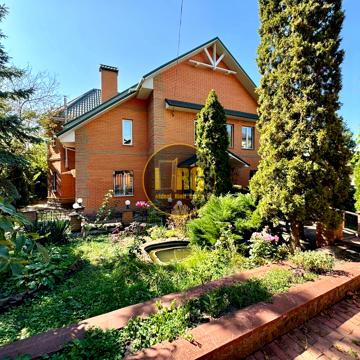 Чайковського вул., 12