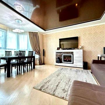 Продаж 3 кімнатної квартири