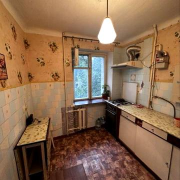 Продам 2-х кімн. 3/5 цегла Сагайдачного !! Реальна квартира!!