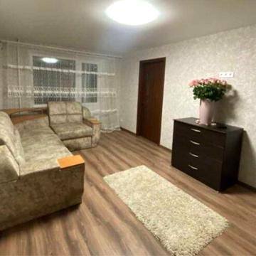 Продам затишну 3-к Телевізійна Нагорка