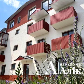 Продам 2-кімнатну квартиру в новобудові по ПРИЄМНІЙ ЦІНІ!