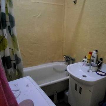 Продам 2-х кімнатну квартиру