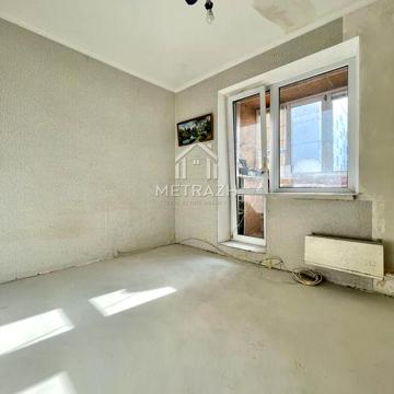 Продам 4 к. кв. Залютино ,пр Славы, ул.Золочевская, м.Холодная гора