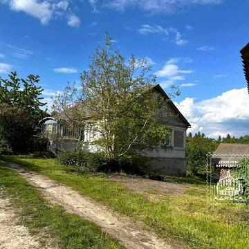 Будинок, 1.25 га землі (насадження фундука). Село Дермань 1