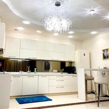 Шампанський провулок, 9
