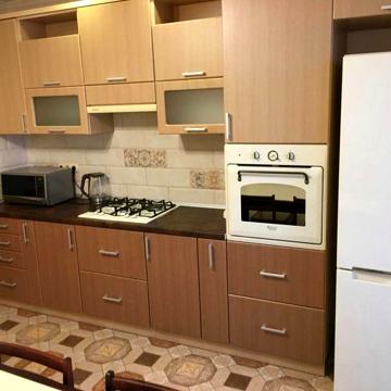 Оренда двохкімнатної квартири Мікльоша новобуд
