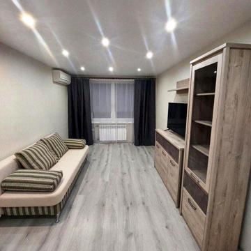 Однокімнатна квартира на Троєщині