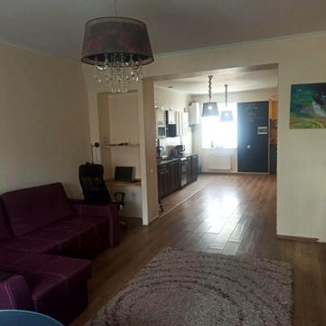 Сдается долгосрочно таунхаус в Боярке 120 кв.м. 4 комнаты, дворик.