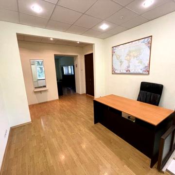 Срочно квартира 3 комнаты