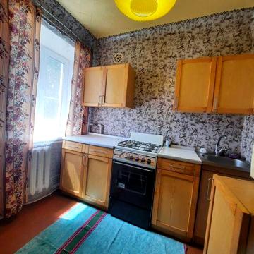 2 кімнатна в центрі  на Шевченка за 7500 грн.