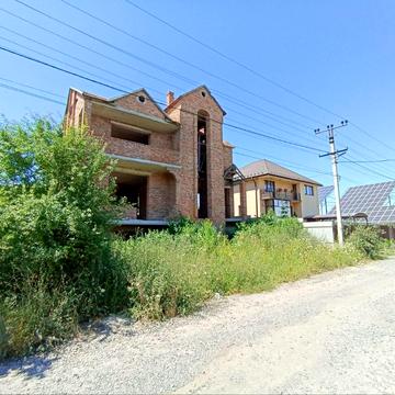 Остапа Вишні вул., 8