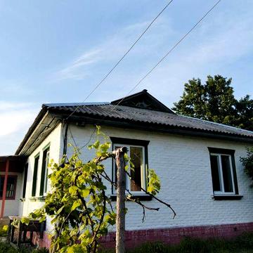 Продаж будинку 82 м² зі зручностями