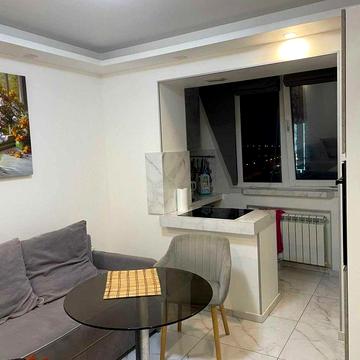 Аренда 2-х комн. Победа 6 евроремонт. Свободна. Ключи на руках!