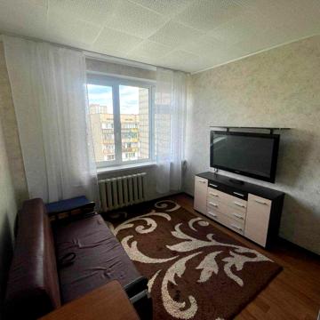 Продаж 1 к квартири Празька 17