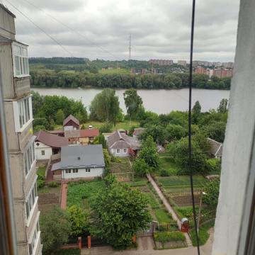 Олімпійська вул., 5