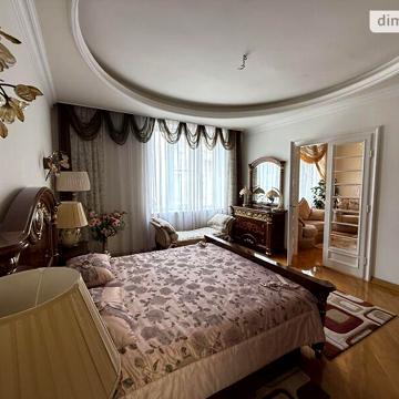 Продаж 4к Квартира Саксаганського Панаса вулиця