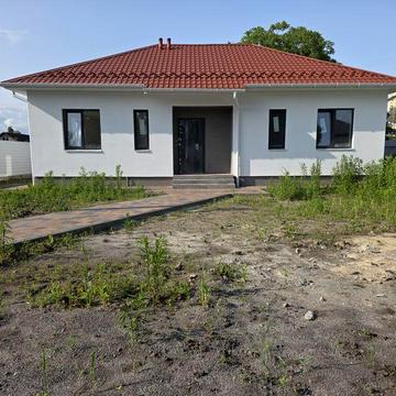 Новий будинок в шикарній локації