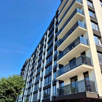 Здана 2 кім. квартира 66м2 в ЖК "Manhattan Up", поруч Міського Озера ЖК Manhattan Up