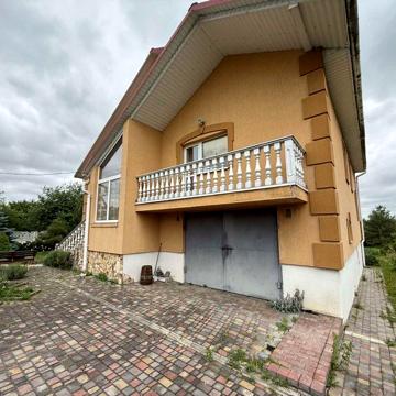Продається будинок в Квасилові на 25 сотих землі