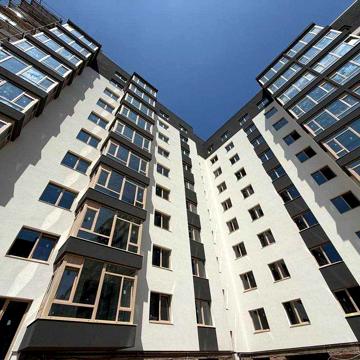 Продам 2кім.квартиру видову на парк.