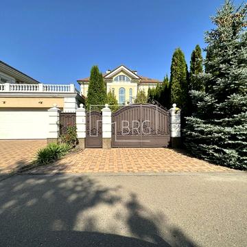 КГ Золотые ворота