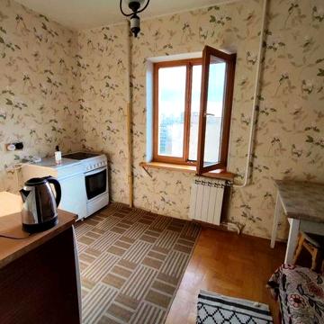 1-кв.,пр.Палладіна 13,м.Академмістечко- 50 м.