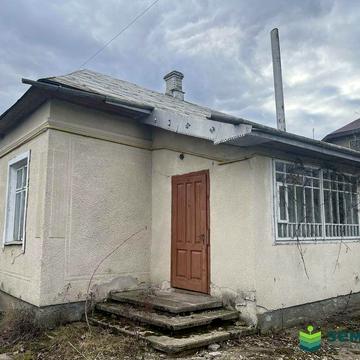 Миру, 80