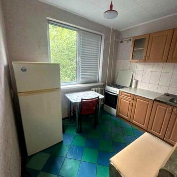 Сдам 1 комн.квартиру на П.Поле, ул.Космонавтов,5Б.