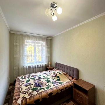 Продаж 3к Квартира Роторна вулиця