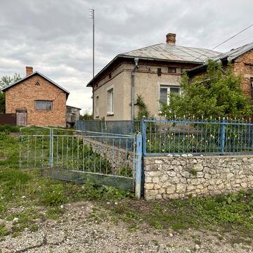 Продаж будинку в с. Романове  Село, біля Тернополя