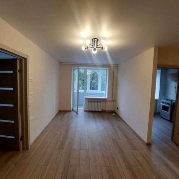 ПРОДАЖ шикарної 2-кімн., центр міста (вул. Героїв-Рятувальників) (Н)