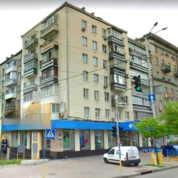 Продам квартиру в центрі,м.Палац Україна,вул.В.Васильківська