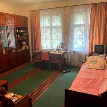 Продам 3-кімнатну квартиру на Перемозі