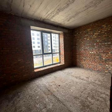 Продам 1к квартири з великою кухнею-вітальнею