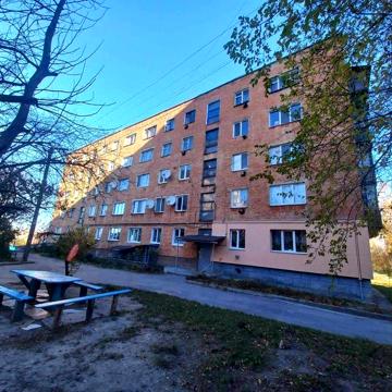 Продаж квартири по вул Шекінська