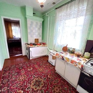 Продаж будинку неподалік райлікарні