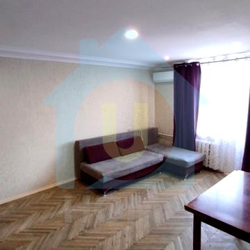 Підгірна вул., 3