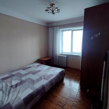 Амвросія Бучми бульв., 3