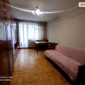 Продаж 3к Квартира Андрія Первозванного вулиця