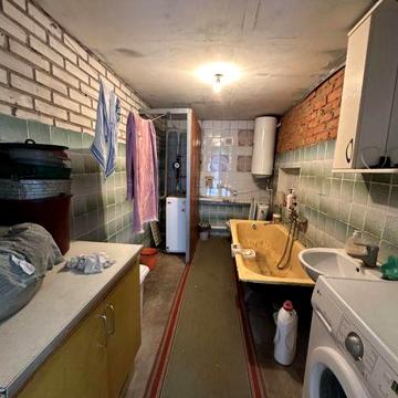 Продам будинок на Шевченка з гаражем