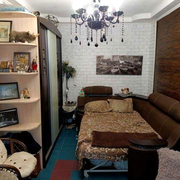 Продам 2-ком квартиру пгт. Немешаево ул. Школьная, общ. 49 м2, этаж 1