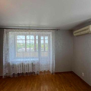 Продаж 3-к квартири по вул. Орлівська 28а