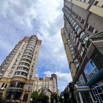 ТЕРМІНОВО! Квартира з ремонтом! Видова!