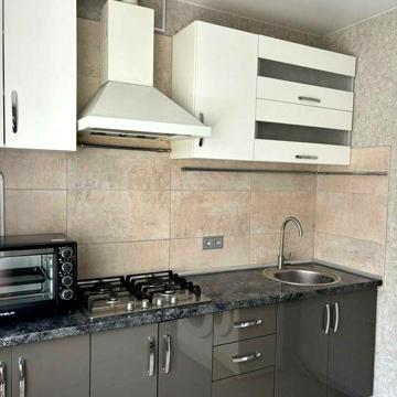 Сдам 1к квартиру Парус Комму Красный Камень  ремонт