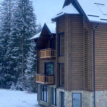 КОТЕДЖ (будинок) у Верховині