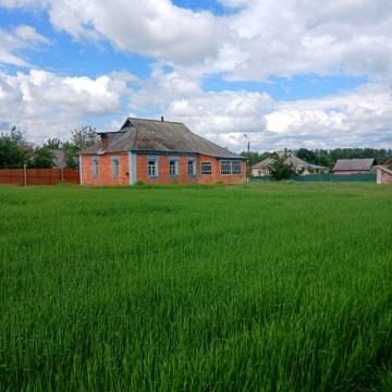 Будинок.Миронівка.Під відновлення.