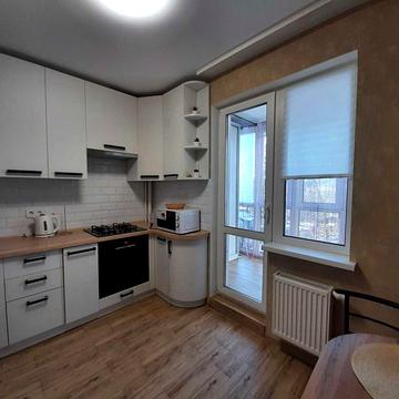 Довгострокова оренда 2к квартири в центрі