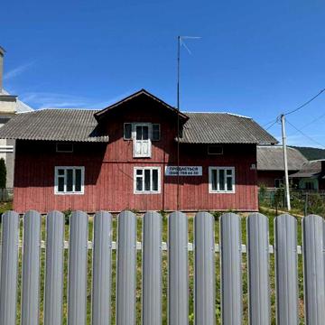 Будинок хата в селищі Підбуж Львівська область